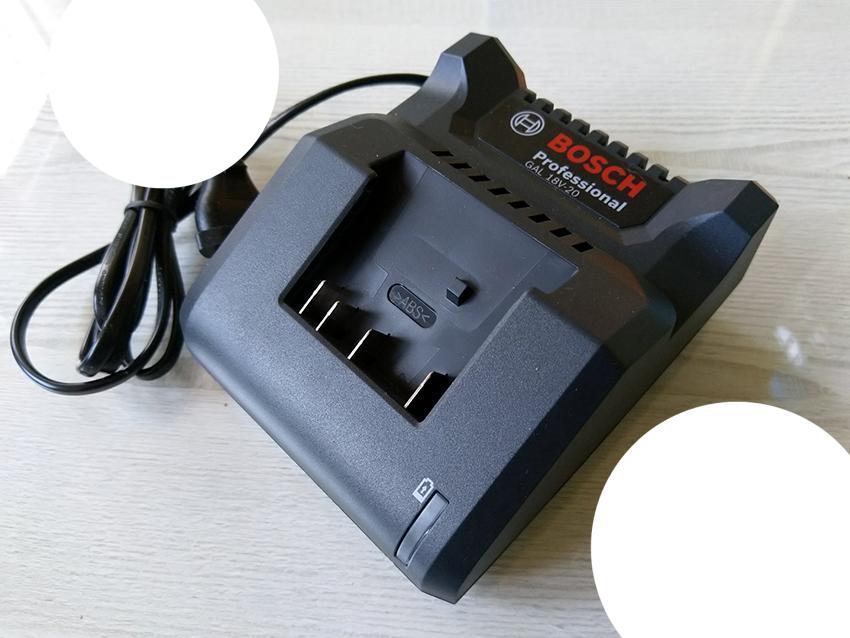 Sạc Nhanh Bosch GAL 18V-20 (14.4V,18V)