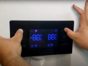 Màn hình điều khiển của tủ lạnh Samsung bị tắt, không hiển thị