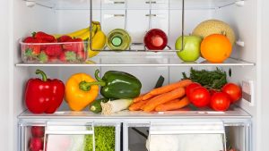 Rau củ trong ngăn mát tủ lạnh Samsung bị đông đá và hư hỏng