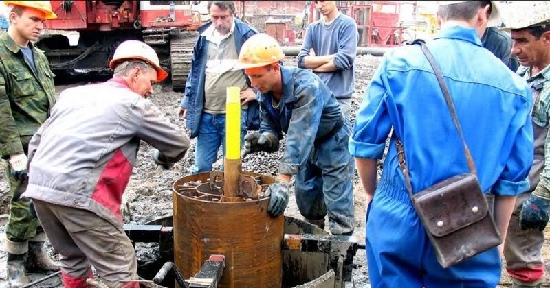 Đất sét Bentonite được sử dụng làm chất bôi trơn mũi khoan