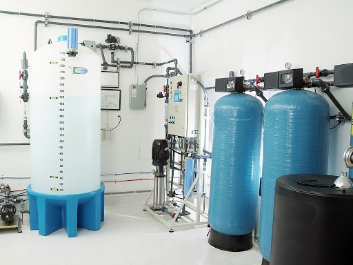 Hydrazine được sử dụng trong cả chu trình hơi nước