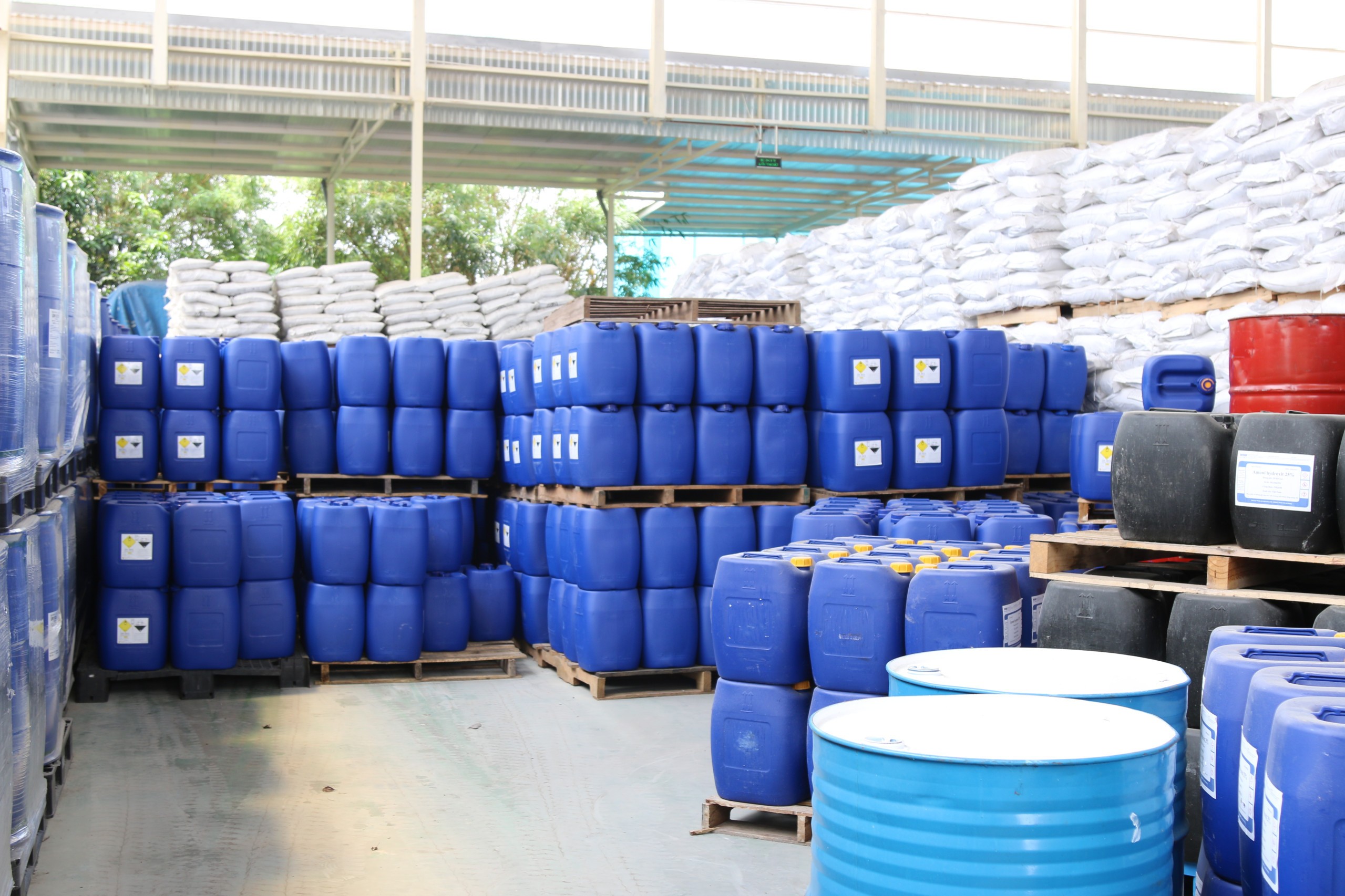 Lưu ý khi bảo quản lưu trữ niken sunfat an toàn