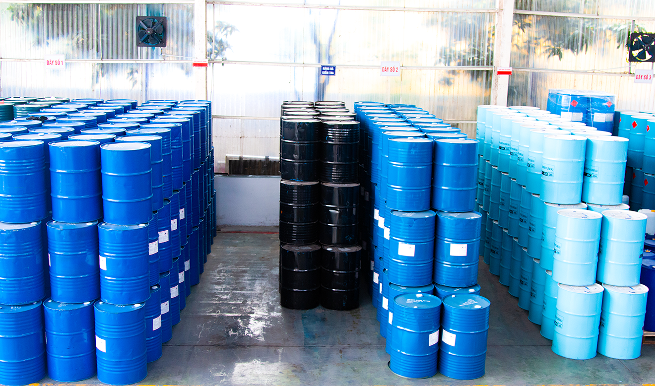 IPA và nhiều loại dung môi khác tại VietChem luôn có sẵn